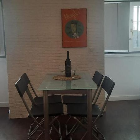 Apartamento Lud - Santos Apartment ลิสบอน ภายนอก รูปภาพ